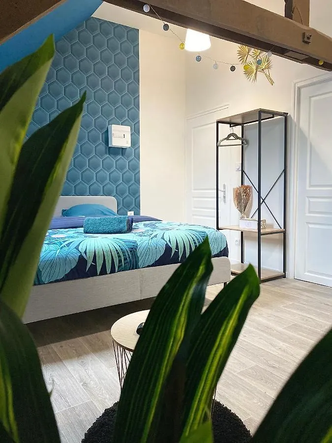 NG SuiteHome Lorient Lanester Netflix 0*,  France