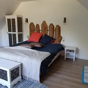 Hébergement de vacances En Lisière De Forêt Avec étang, Scaer